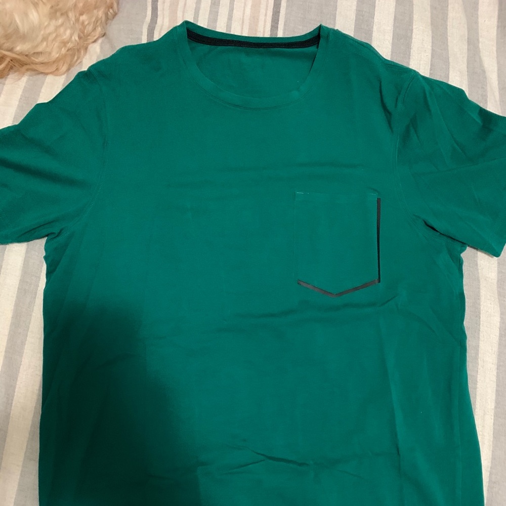FL 2 Pocket Tee- EUC